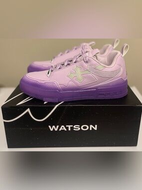 Watson Studios Lavender Purple Low-Top Sneakers Size 11